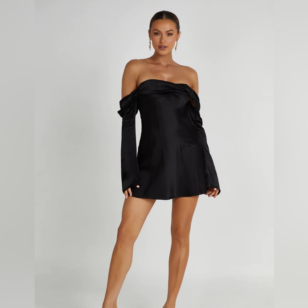 Meshki Giselle Dress NWT